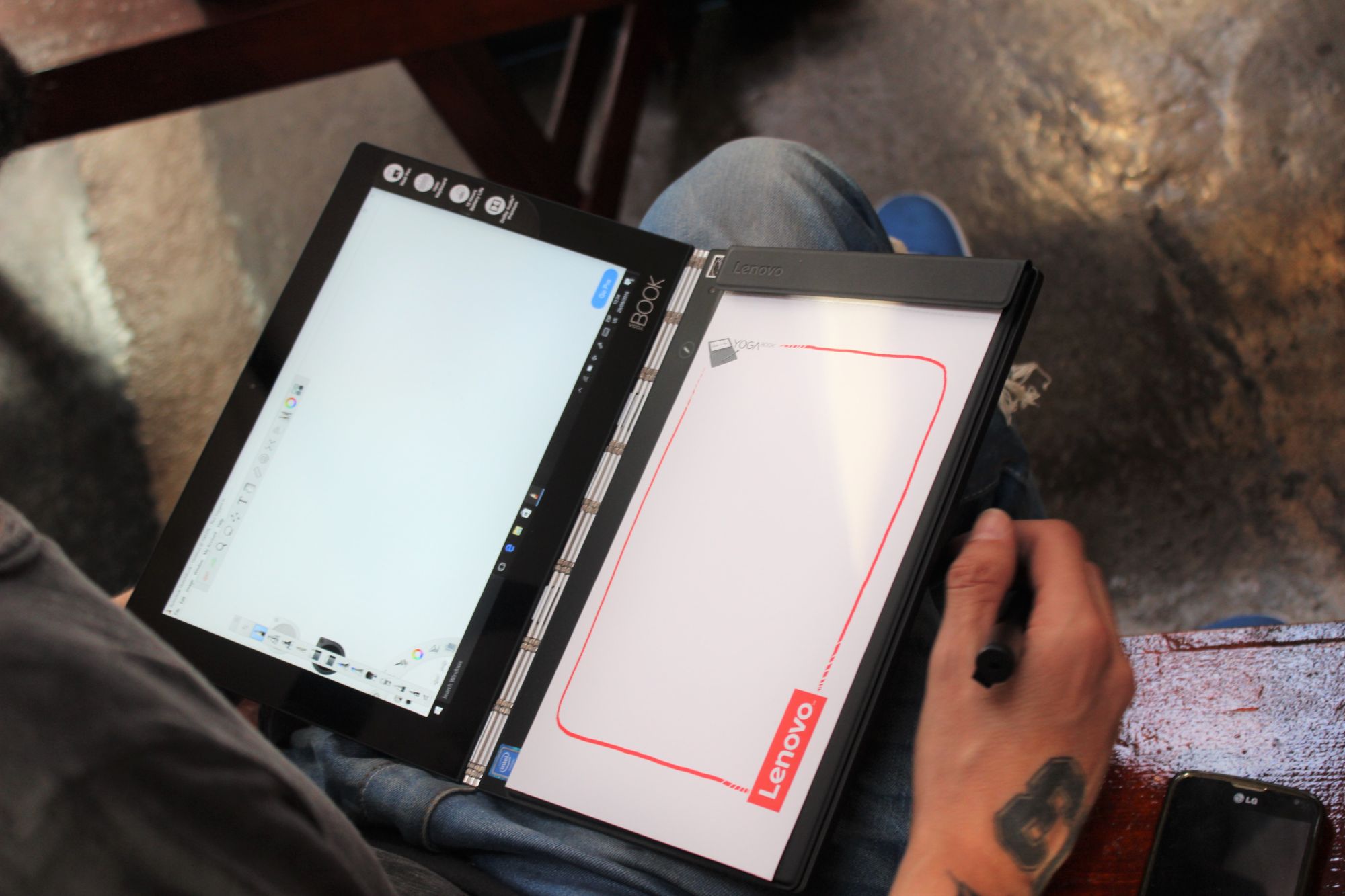 Lenovo Yoga Book