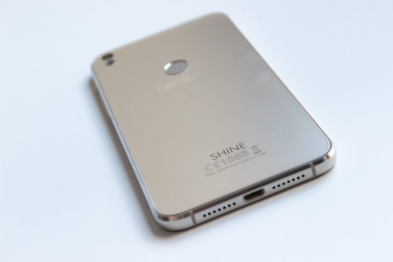 Alcatel Shine Lite