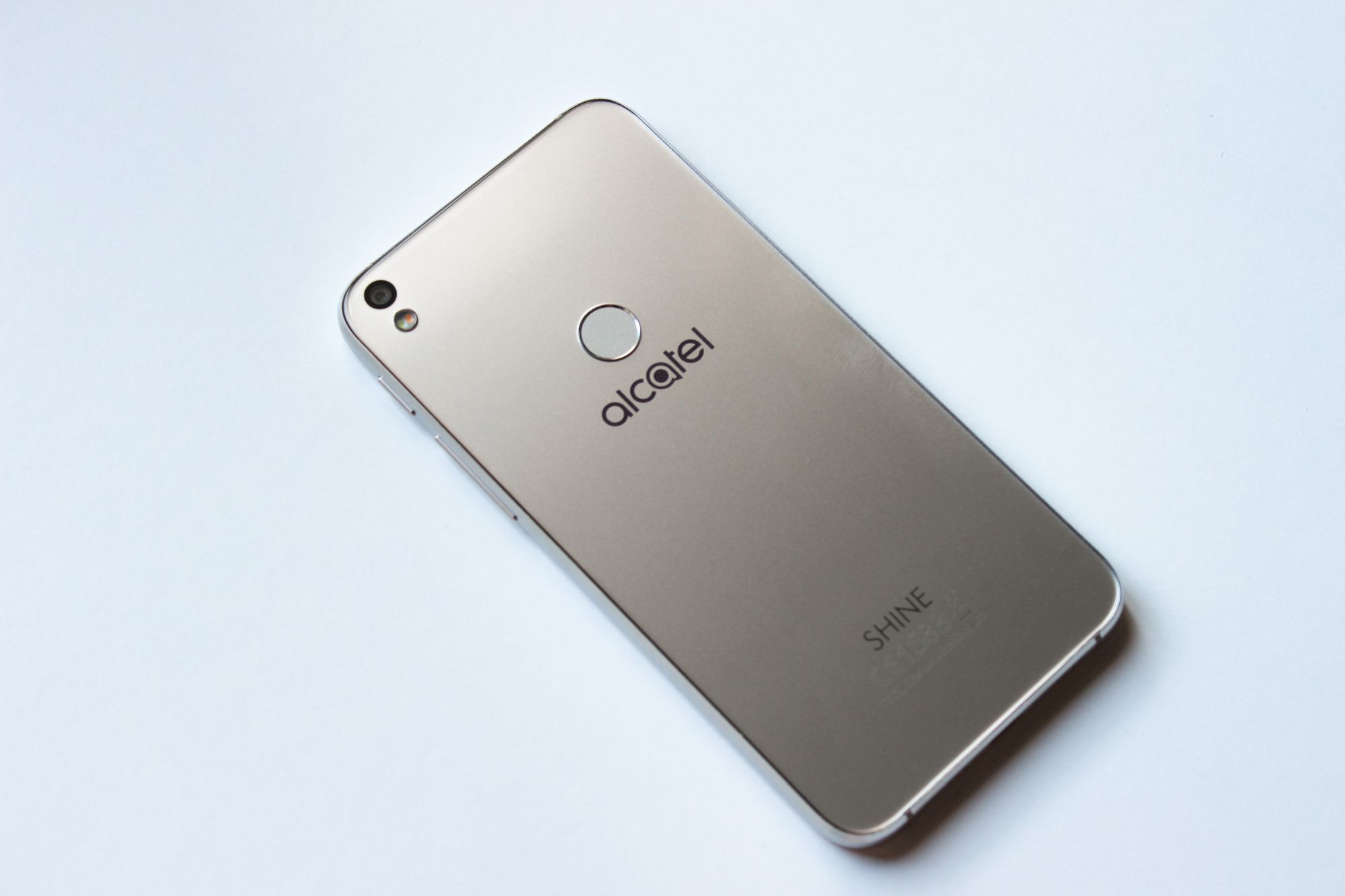 Alcatel Shine Lite