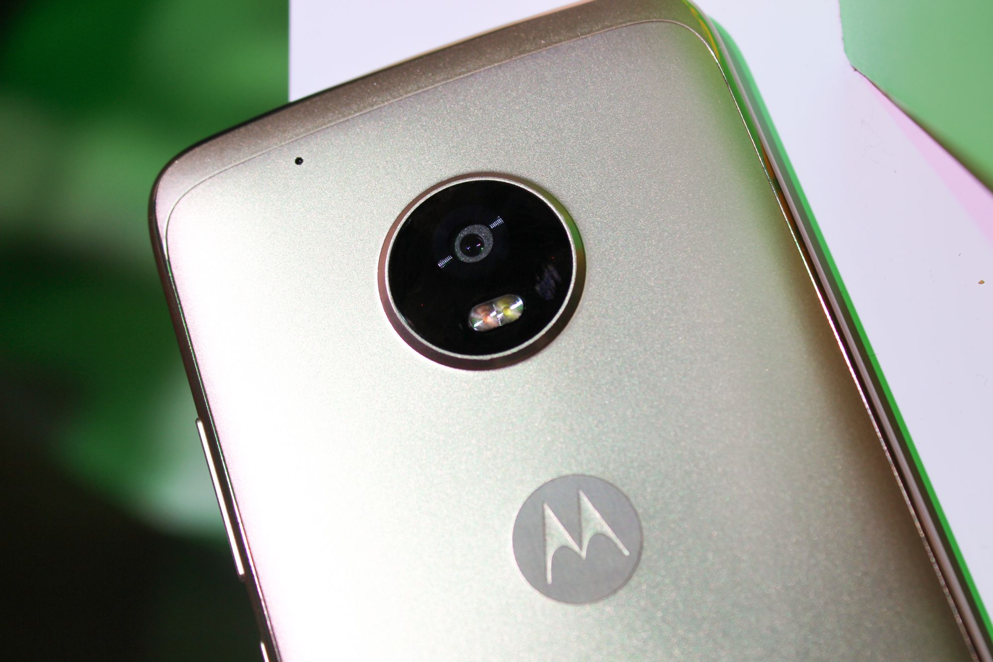 Lenovo Moto G5 Plus