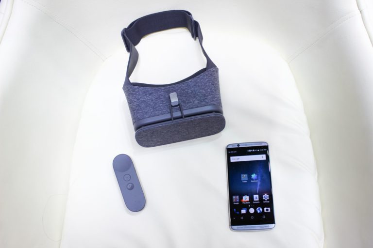 Google Daydream View