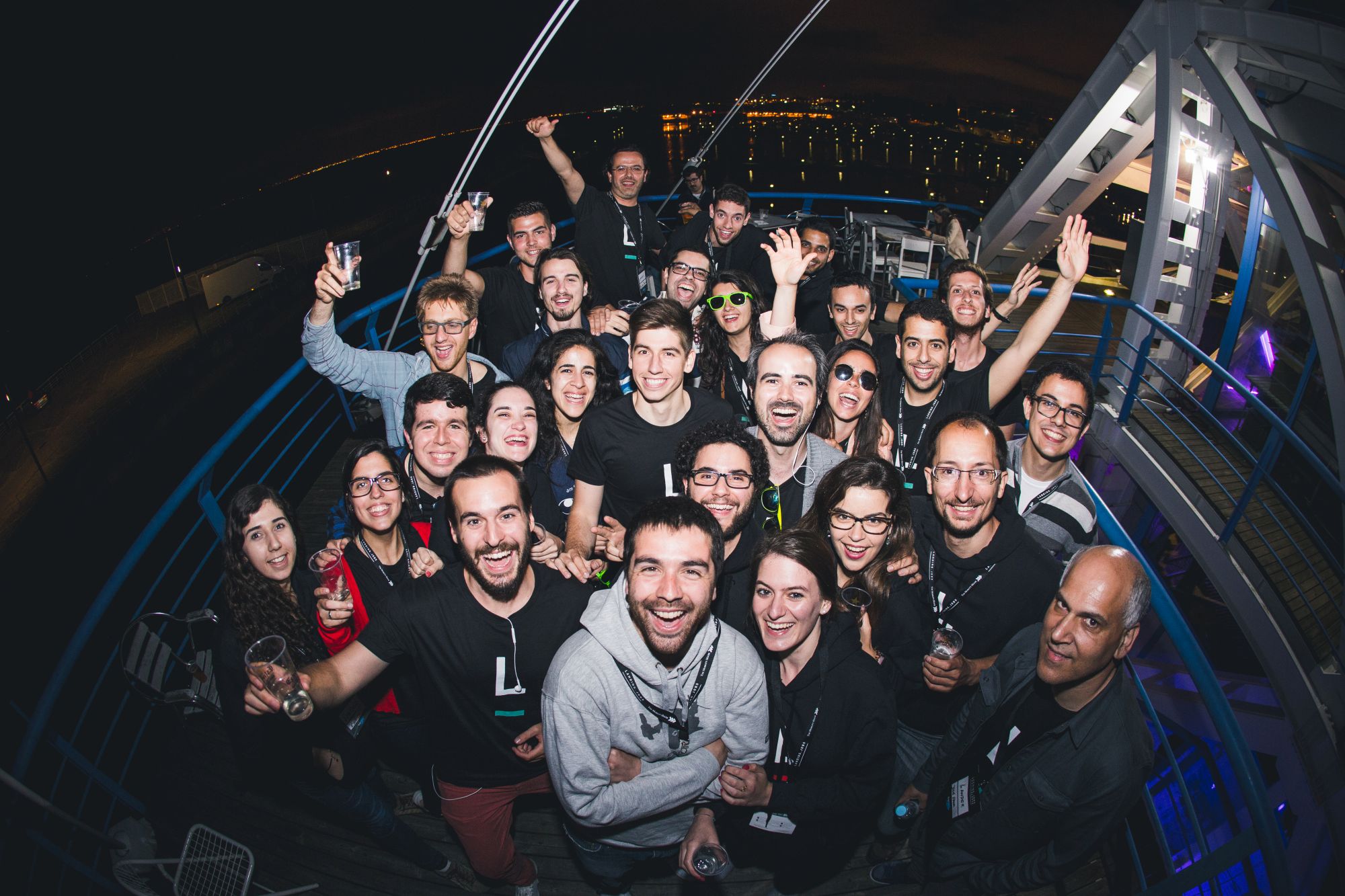 Landing.jobs Landing.careers