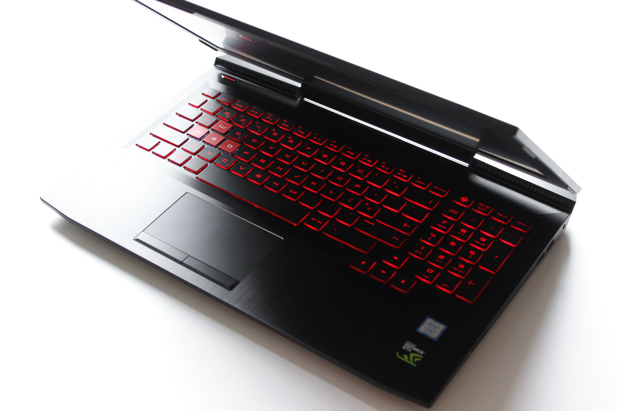 Análise Review HP Omen 15 2017