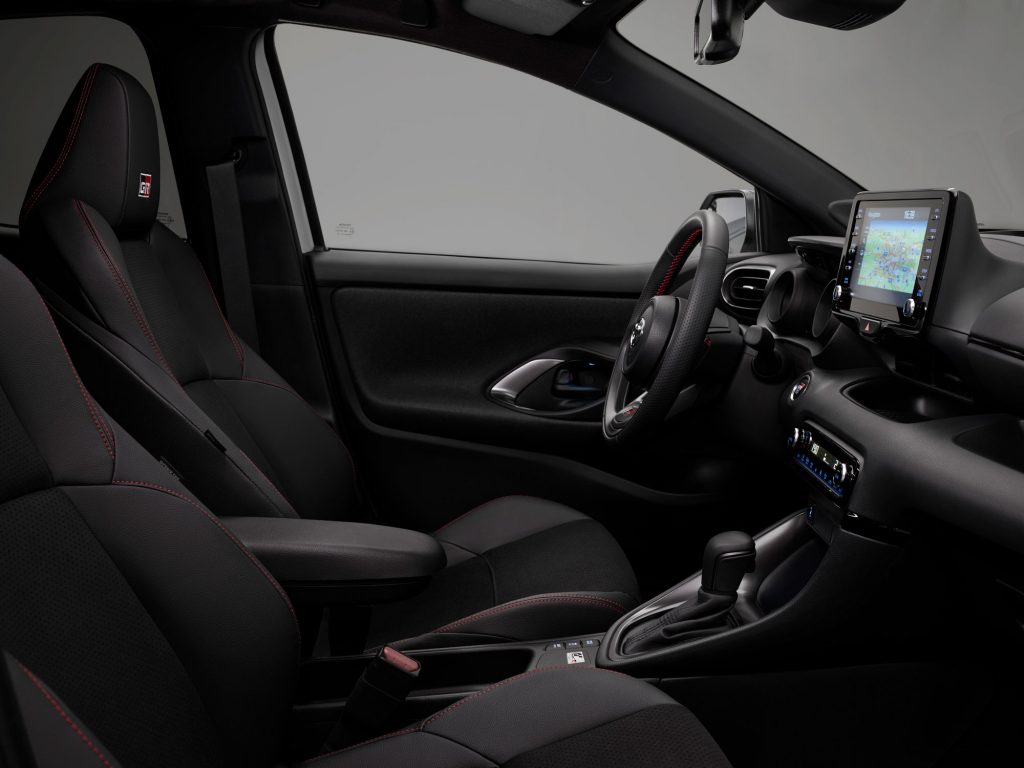 Toyota Yaris GRSPORT GT7 04