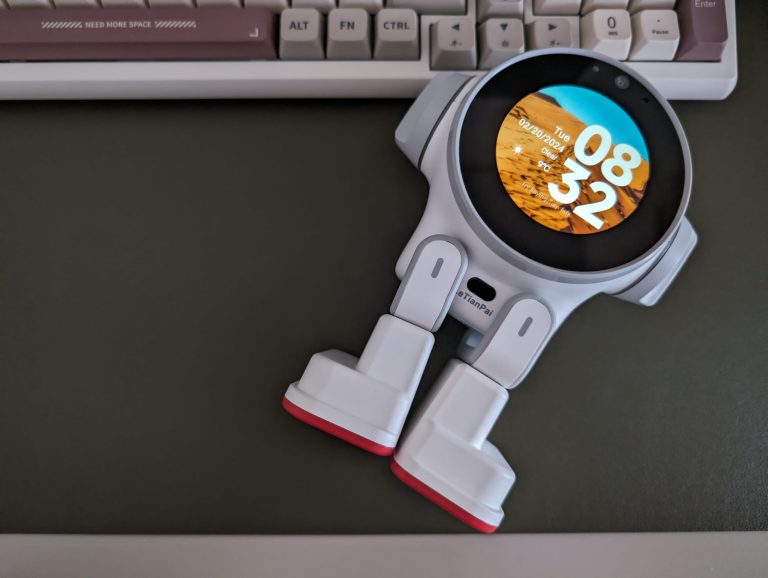 RUX Robot inteligencia artificial AI