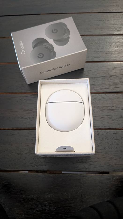 Google Pixel Buds 2a 