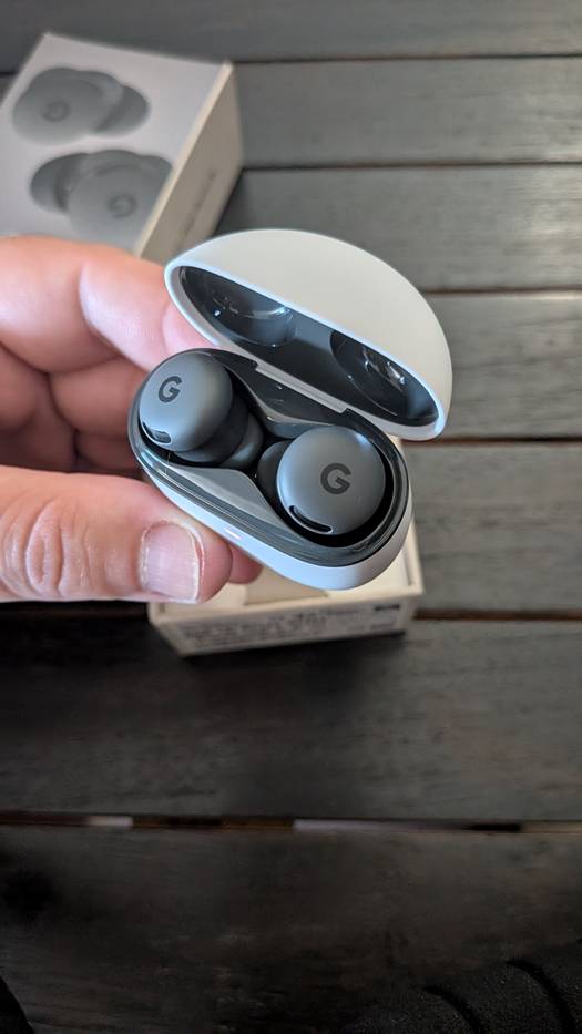 Google Pixel Buds 2a 