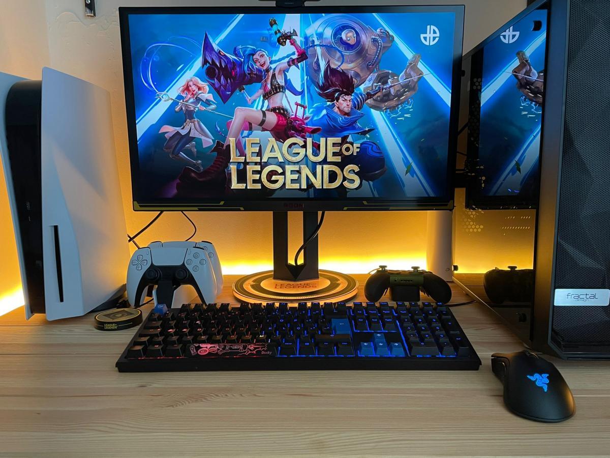AOC AGON PRO AG275QXL - League of Legends Edition