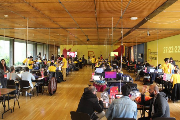 hack for good gulbenkian