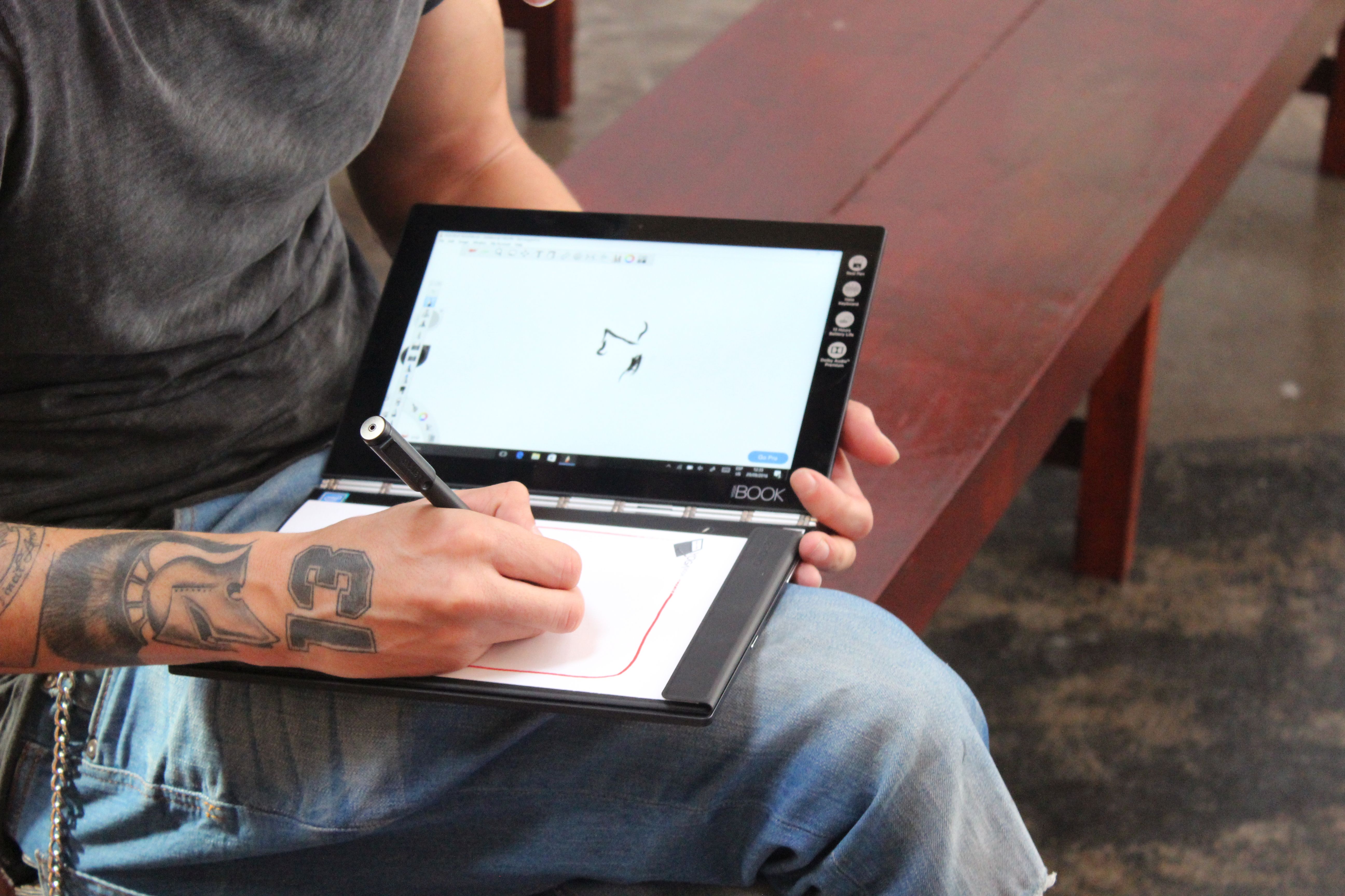 Lenovo Yoga Book