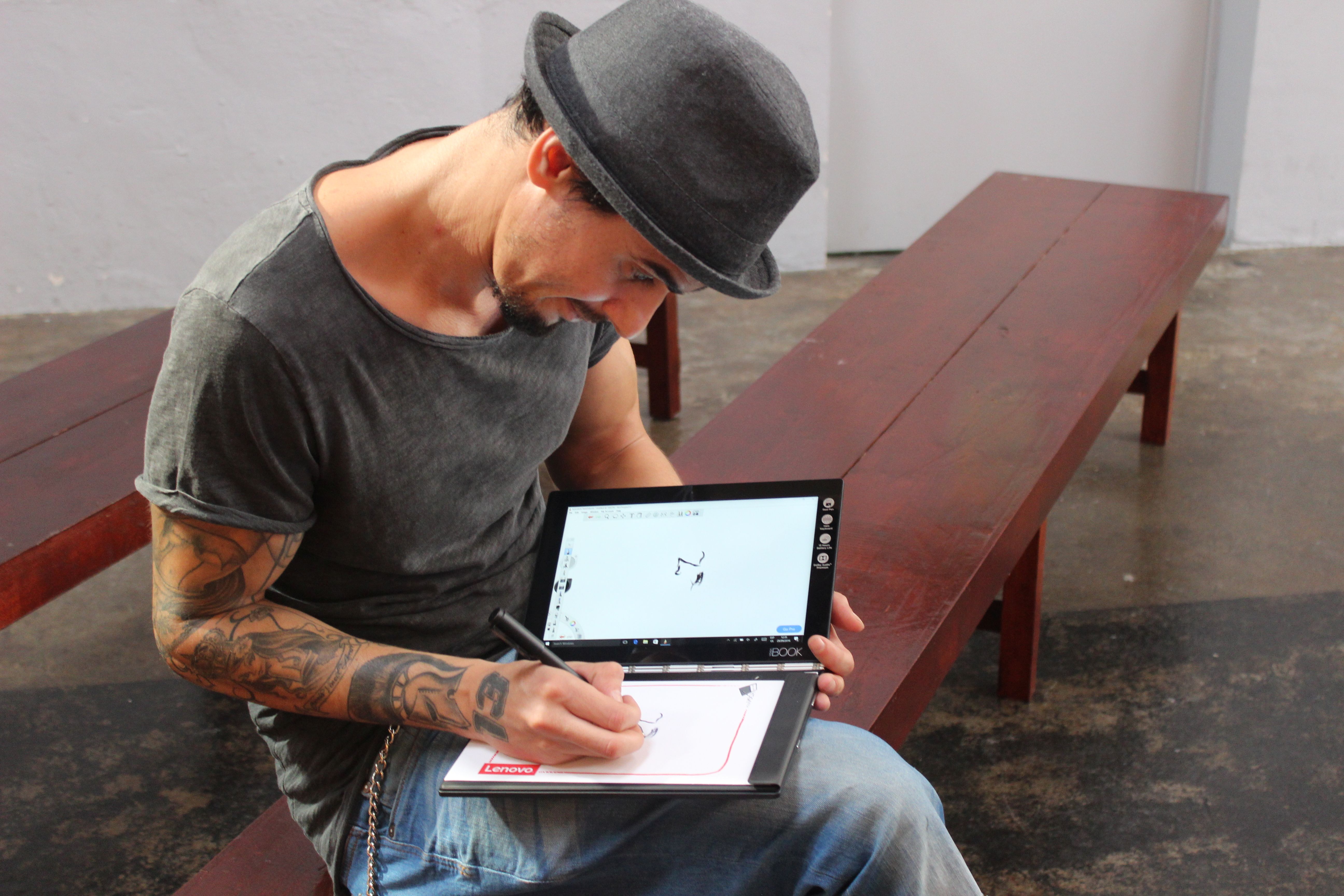 Lenovo Yoga Book
