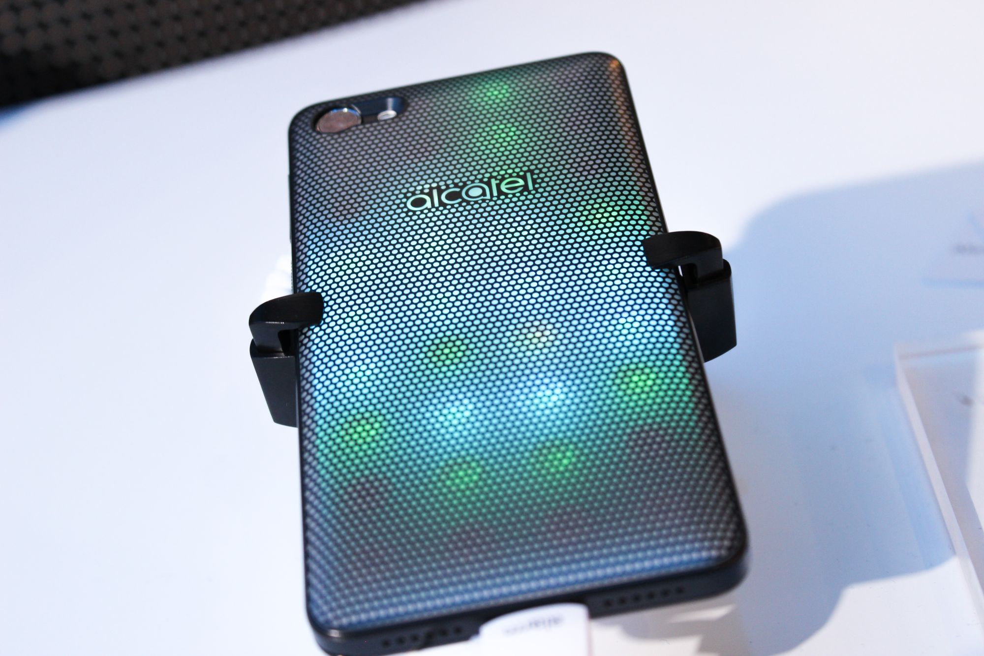 Alcatel A5 LED