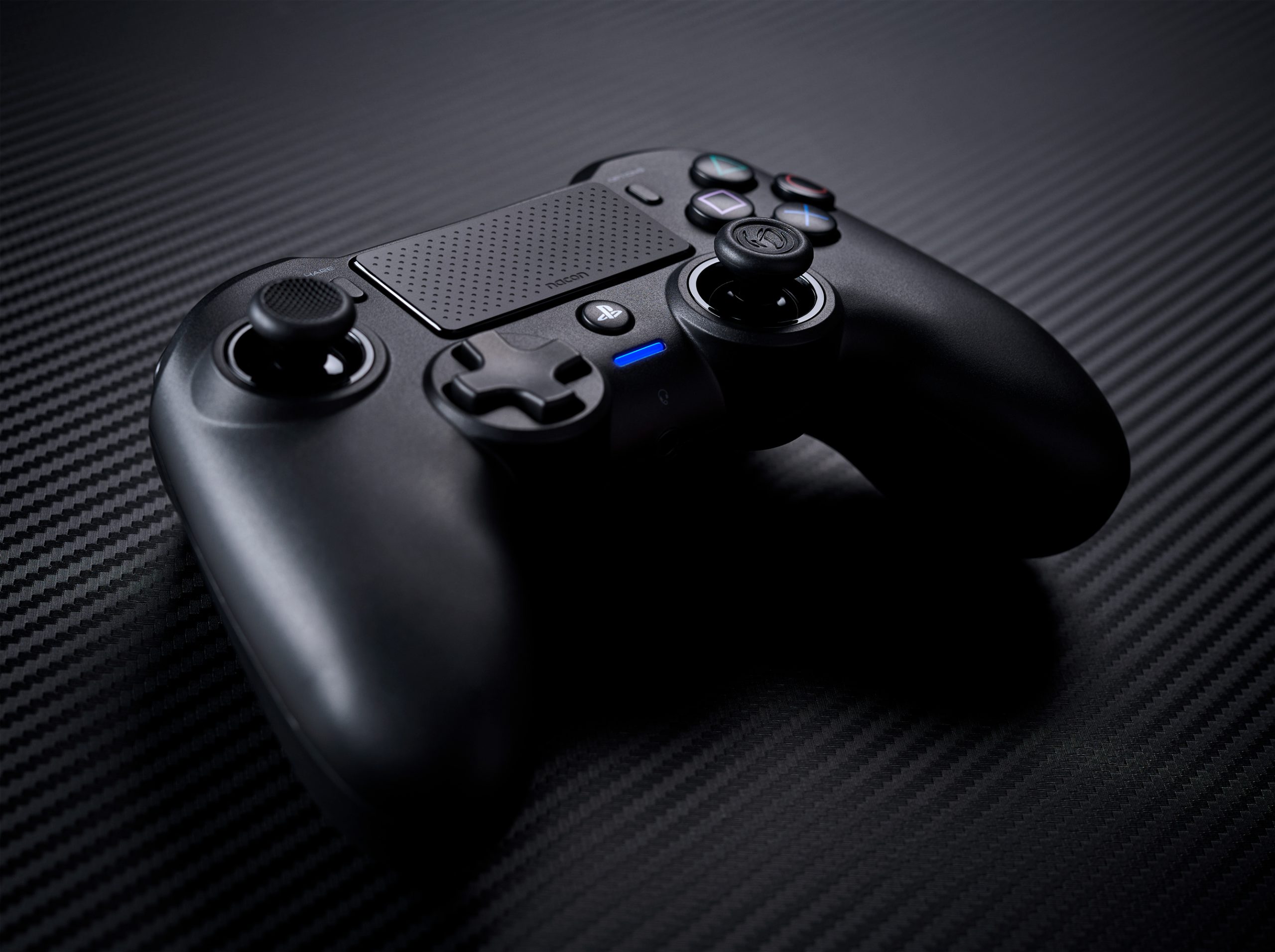 PS4OFPADWLBLACK LF02